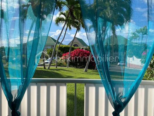 Appartement à vendre 212 000 € 1 pièce 35,6 m² RDC/1 Saint-François 97118