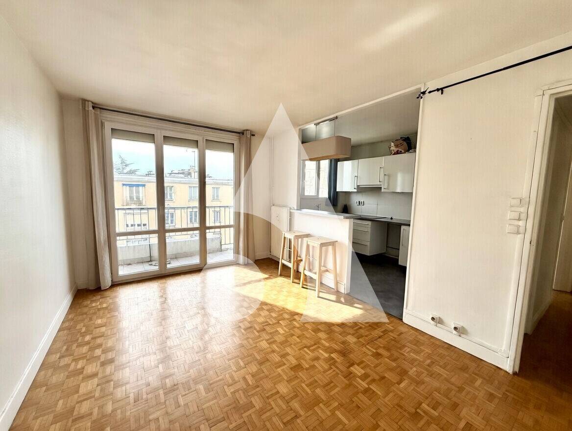 Maison à vendre, 42m², SAINT MAUR DES FOSSES