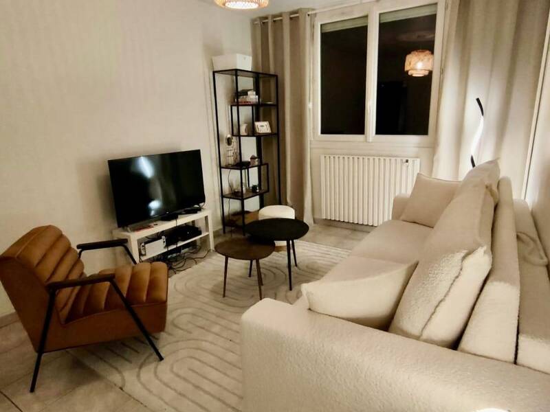 Maison à louer, 27m², TASSIN LA DEMI LUNE