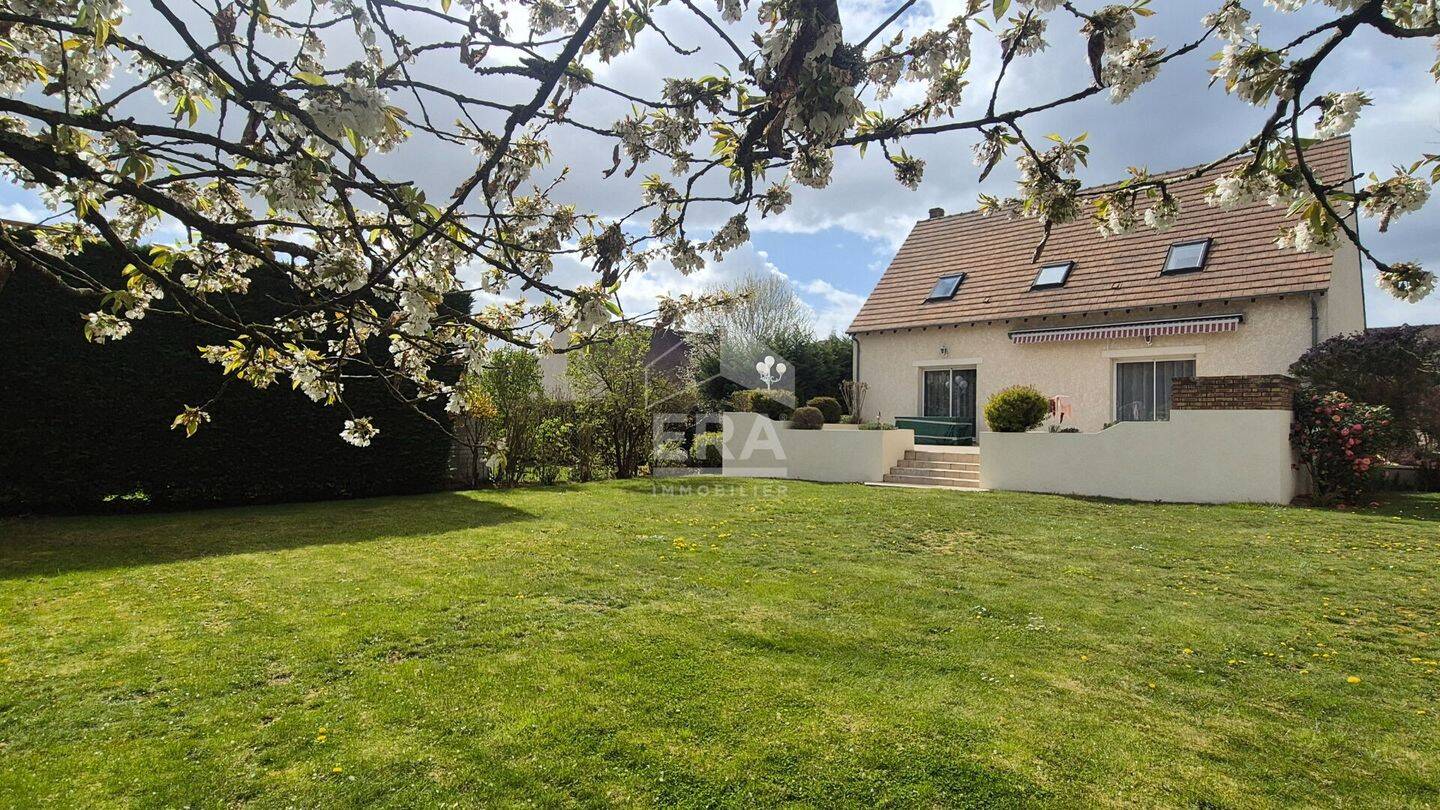 Maison à vendre, 137m², GRISY SUISNES