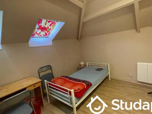 Colocation à louer - logement étudiant 390 € 1 pièce 1 chambre 10 m² 1er étage Coteaux Ouest-Pasteur Rouen 76000