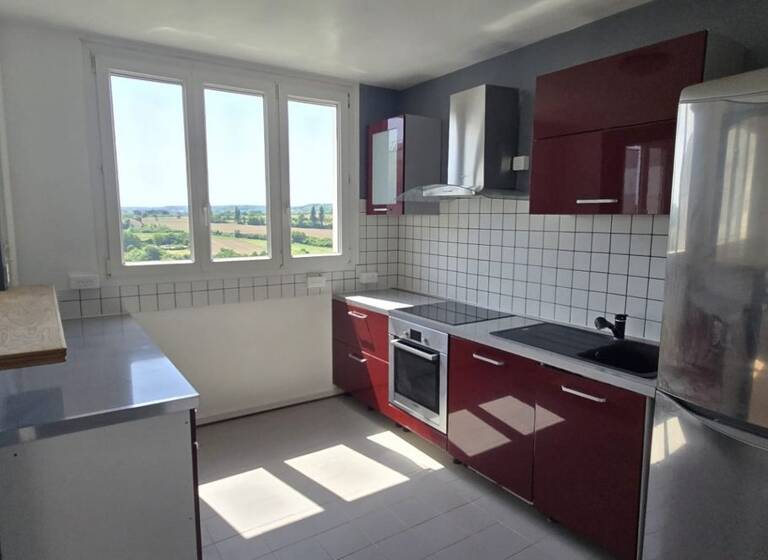 Appartement à vendre 189 900 € 3 pièces 2<br/>chambres 68 m²<br/>superficie 11/12<br/>étage Plaine de Balizy Chilly-Mazarin 91380