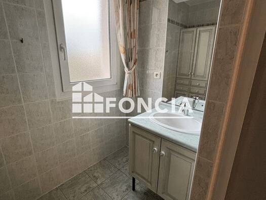 Appartement à louer 896 € 3 pièces 2 chambres 70 m² 3ème étage Metzgerhof-Hundshof-Schloessel Château Fia Haguenau 67500