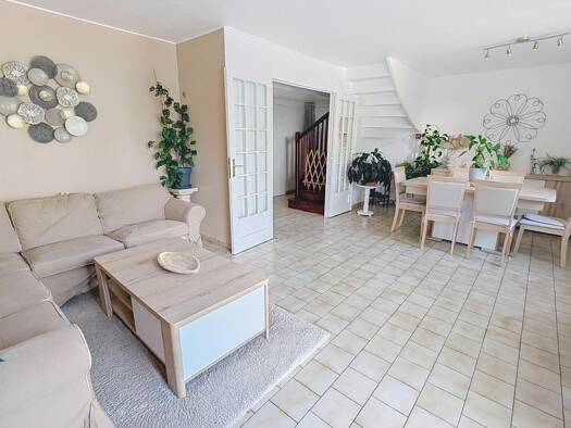 Maison de plain-pied à vendre 366 000 € 5 pièces 4 chambres 102 m² 302 m² de terrain Villemoisson-sur-Orge 91360