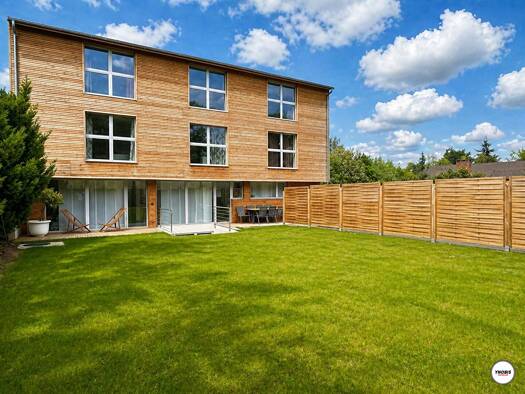 Maison à vendre 2 746 000 € 16 pièces 12 chambres 501 m² 819 m² de terrain Villennes-sur-Seine 78670
