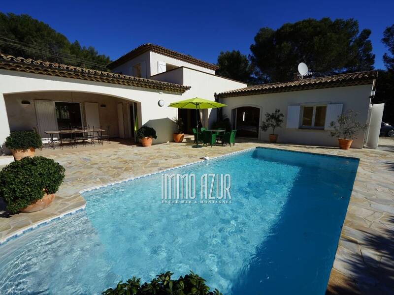 Maison à vendre, 200m², TOURRETTES SUR LOUP