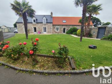 Maison à vendre 465 000 € 7 pièces 4 chambres 175 m² 817 m² de terrain Rte de Treguier-Le Rusquet Lannion 22300