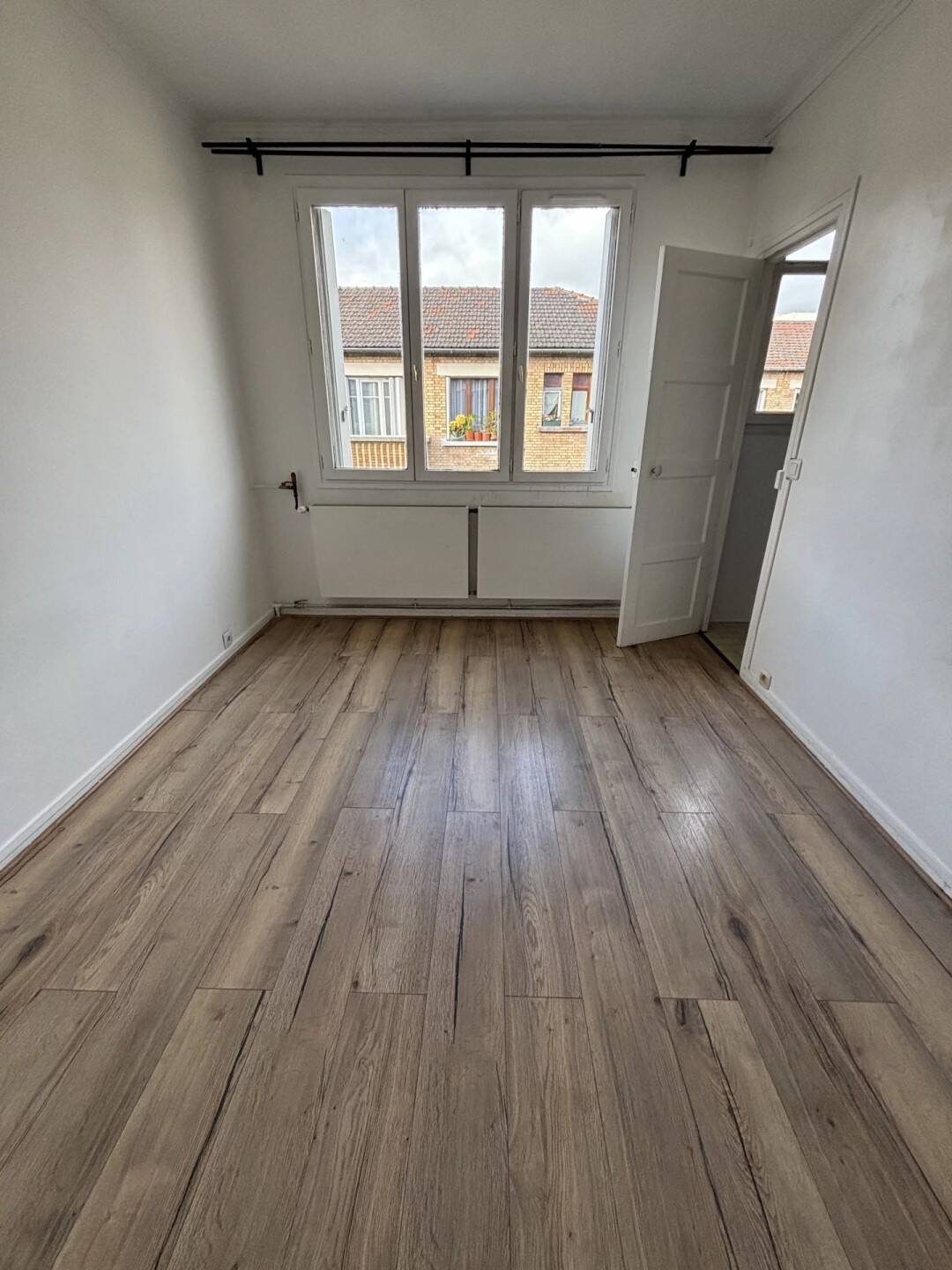Maison à louer, 28m², CLICHY
