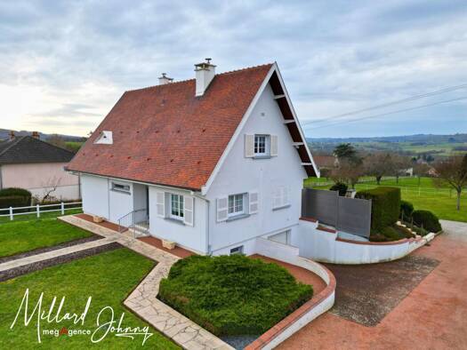 Maison à vendre 335 000 € 6 pièces 5 chambres 198 m² 6 725 m² de terrain Saint-Léger-sur-Dheune 71510