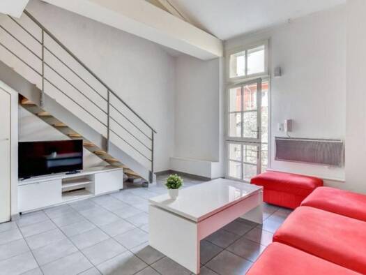 Duplex à vendre 225 000 € 2 pièces 1 chambre 40 m² RDC Capitole Toulouse 31000