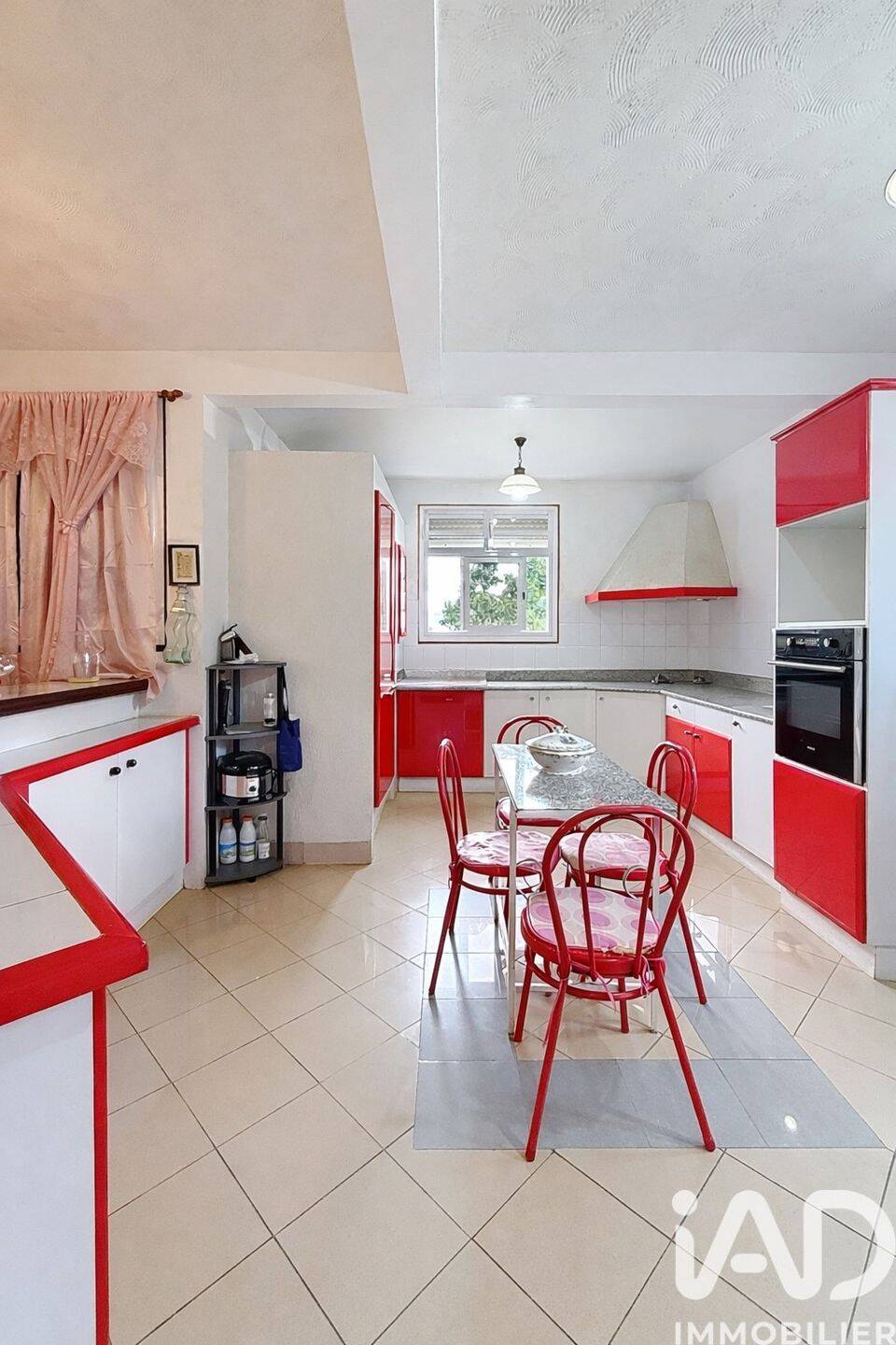 Maison à vendre, 174m², PETIT BOURG