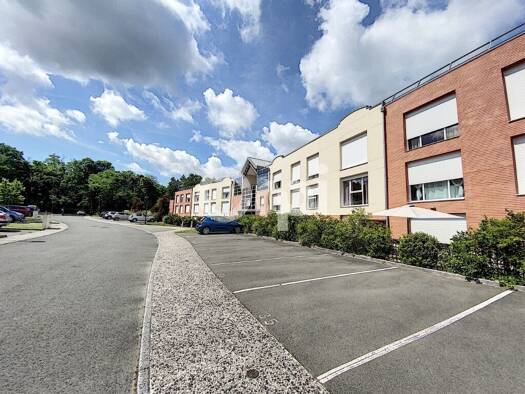 Appartement à louer 606 € 2 pièces 1 chambre 48,4 m² Étage 1/1 Saint-Cyr-en-Val 45590