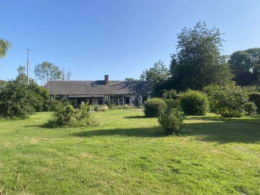 Maison de plain-pied à vendre 212 000 € 4 pièces 2 chambres 75 m² 6 000 m² de terrain St Germain la Campagne 27230
