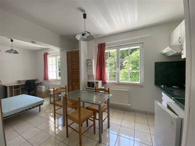 Appartement à louer 320 € 1 pièce 25 m² 1er étage Nord Ouest Égletons 19300