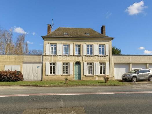 Maison à vendre 339 000 € 6 pièces 4 chambres 175 m² 1 595 m² de terrain Villers-Bocage 80260