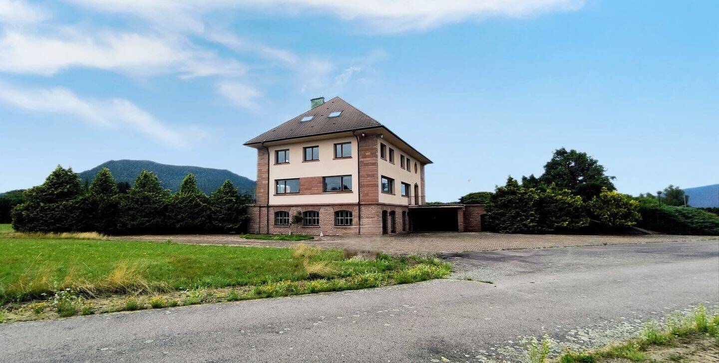 Maison à vendre, 506m², SAULCY SUR MEURTHE