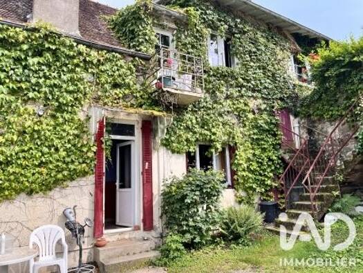 Maison de ville à vendre 114 000 € 5 pièces 3 chambres 125 m² 1 050 m² de terrain Périphérique Bourbon-Lancy 71140