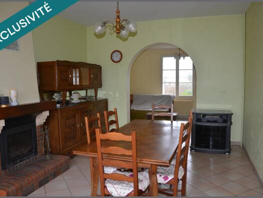 Maison à vendre 101 600 € 6 pièces 4 chambres 116 m² 1 174 m² de terrain Pouance 49420
