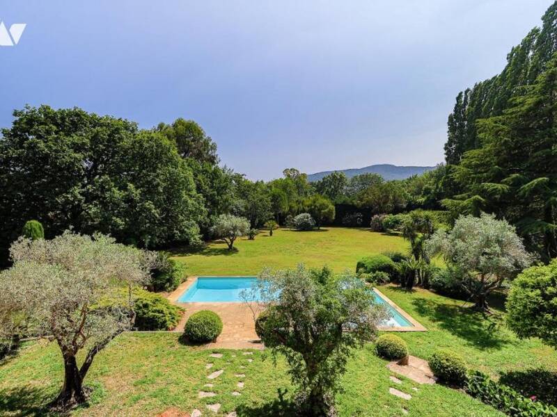 Maison à vendre, 217m², HYERES