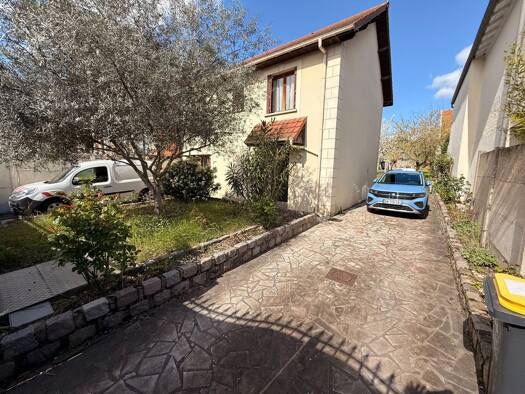 Maison à vendre 435 000 € 4 pièces 3 chambres 111 m² 470 m² de terrain Champigny-sur-Marne 94500