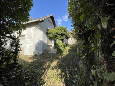 Terrain constructible à vendre 299 000 € 545 m² de terrain Centre Brunoy 91800