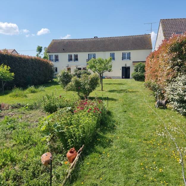 Ferme à vendre 414 750 € 9 pièces 5 chambres 197 m² 1 123 m² de terrain Châtillon-la-Borde 77820