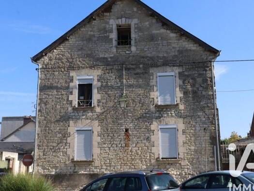 Maison à vendre 70 000 € 5 pièces 4 chambres 120 m² 380 m² de terrain Montcornet 02340
