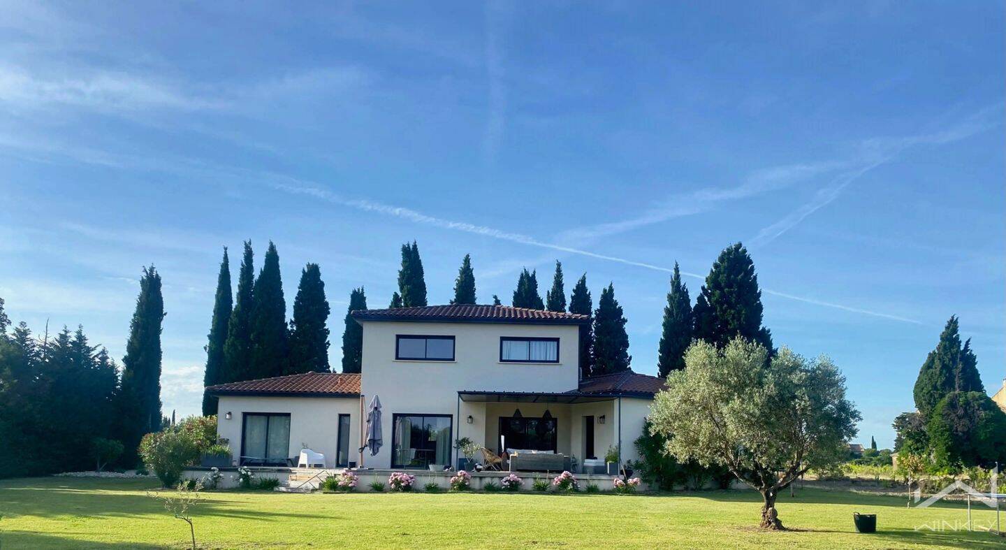 Maison à vendre, 176m², SAINTE CECILE LES VIGNES