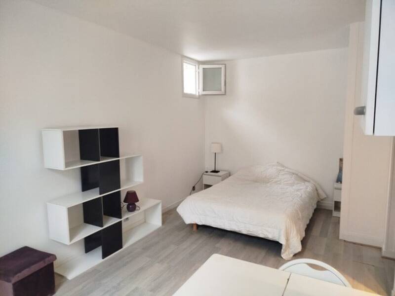 Maison à louer, 22m², PARIS 16E