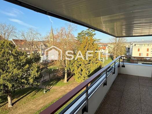 Appartement à vendre 275 000 € 4 pièces 3 chambres 76 m² Étage 3/3 Centre Ville Les Mureaux 78130