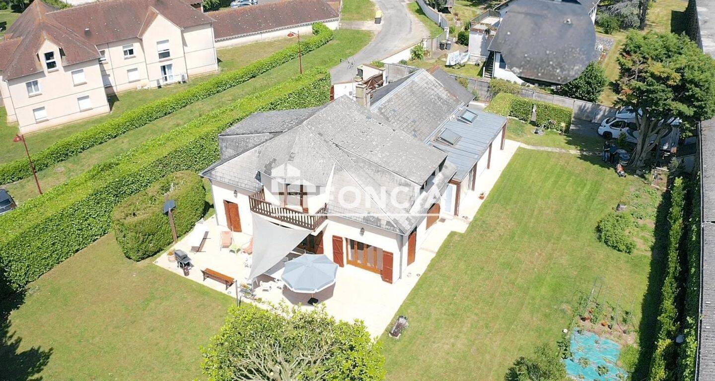 Maison à vendre, 240m², SAINT LUBIN DES JONCHERETS