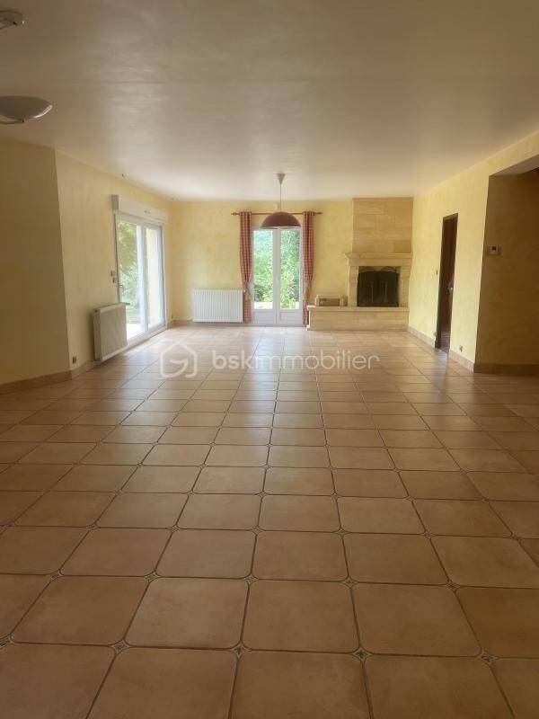 Maison à vendre, 164m², SAINTE MARIE DE CHIGNAC