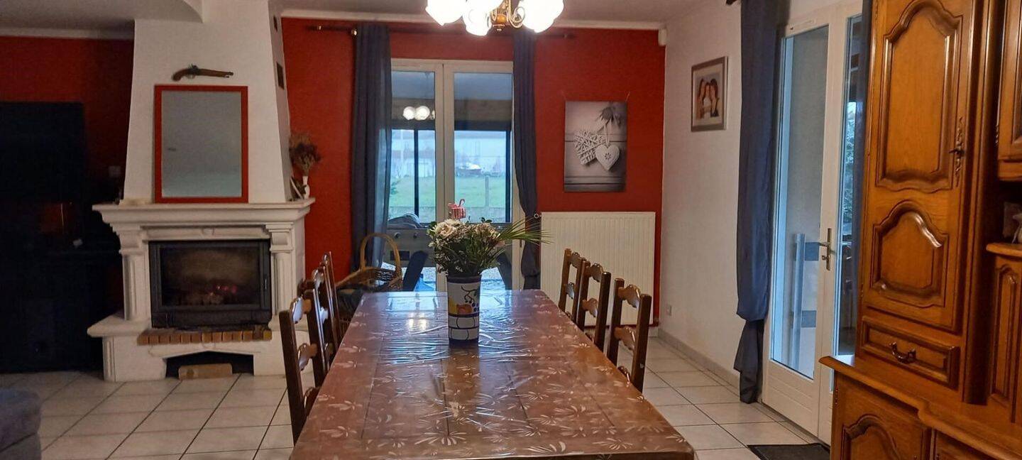 Maison à vendre, 145m², SAINT CIERS SUR GIRONDE