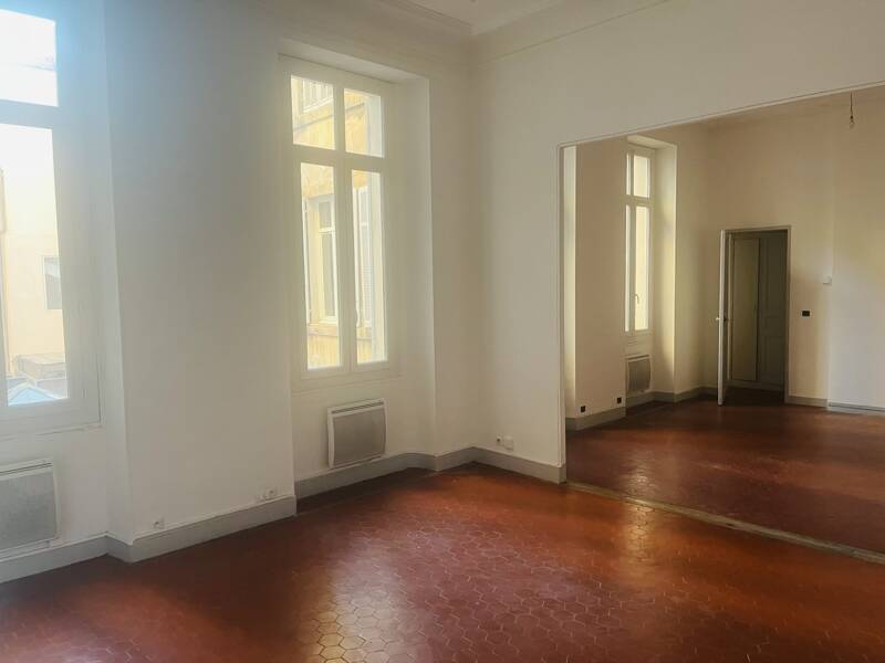 Maison à louer, 143m², MARSEILLE 6E