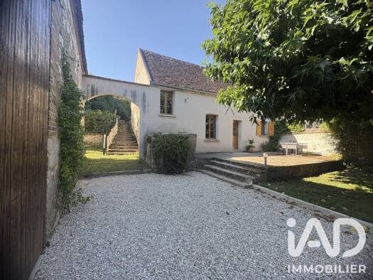 Maison à vendre 154 000 € 4 pièces 1 chambre 94 m² 800 m² de terrain Michery 89140