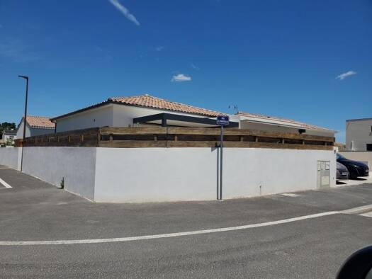 Terrain constructible à vendre 98 000 € 458 m² de terrain Lespignan 34710