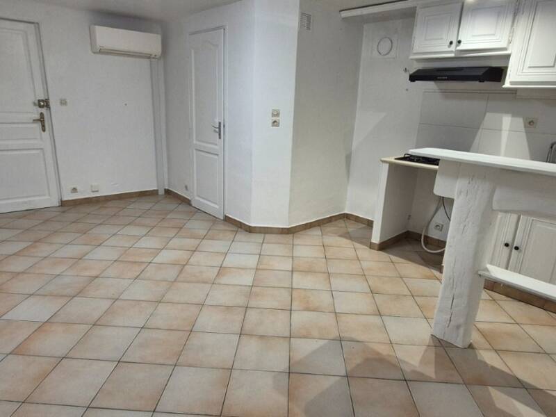 Maison à louer, 31m², MAZAUGUES