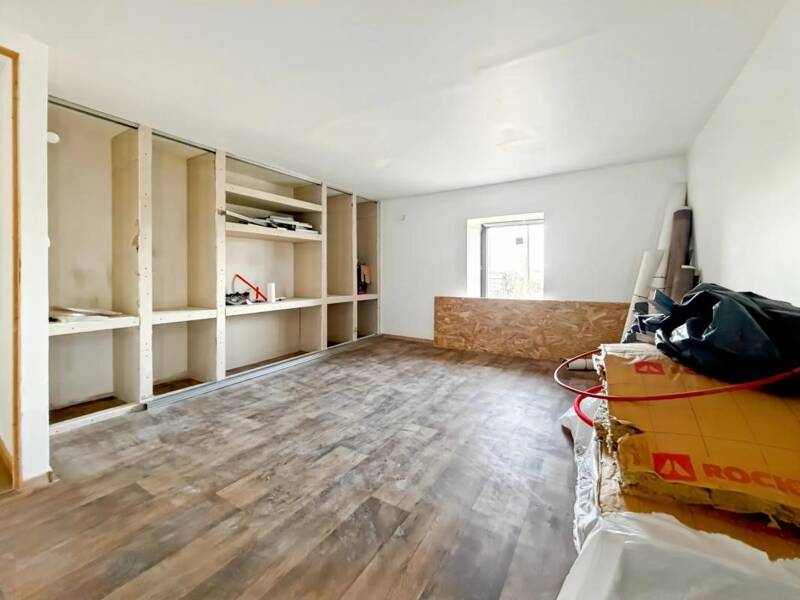 Maison à vendre, 250m², LEUHAN