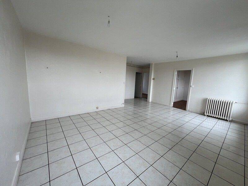 Maison à louer, 60m², SAINT AMAND MONTROND