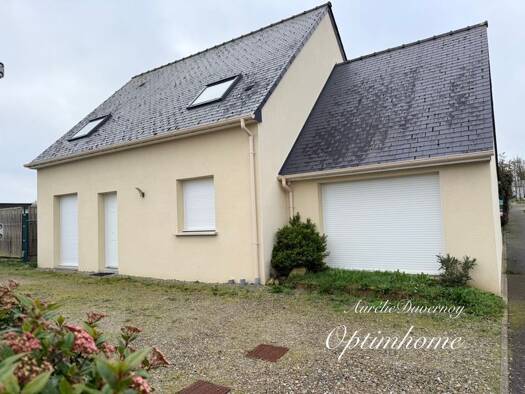 Maison à vendre 235 500 € 5 pièces 4 chambres 113 m² 618 m² de terrain Meslay-du-Maine 53170