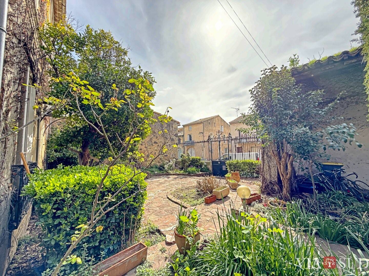 Maison à vendre, 350m², VILLENEUVE LES BEZIERS
