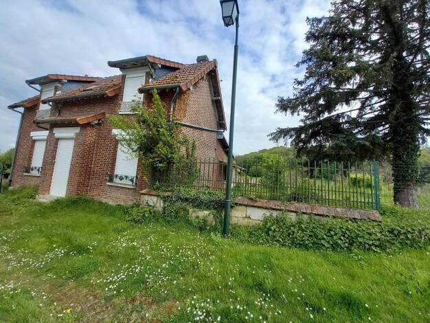 Maison à vendre 76 900 € 4 pièces 3 chambres 91 m² 1 950 m² de terrain Pont-Saint-Mard 02380