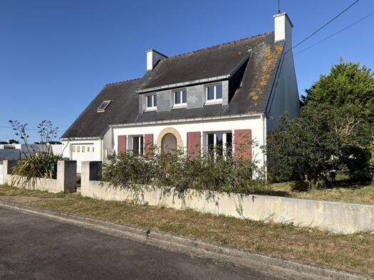 Maison à vendre 241 500 € 5 pièces 4 chambres 121,48 m² 366 m² de terrain Guilvinec 29730