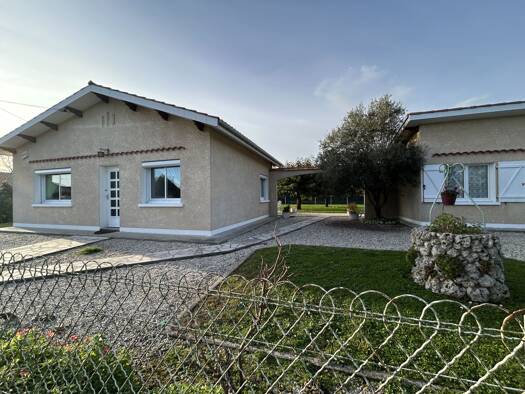 Maison à vendre 219 000 € 5 pièces 3 chambres 73 m² 1 334 m² de terrain Talais 33590