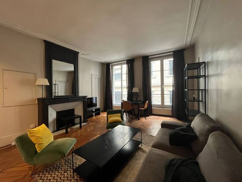 Maison à louer, 45m², PARIS 7E