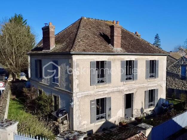 Maison à vendre 409 000 € 7 pièces 5 chambres 153 m² 505 m² de terrain Saint-Sauveur-sur-École 77930