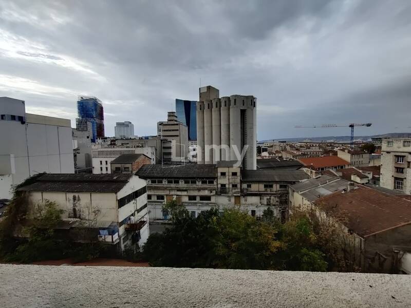Maison à louer, 46m², MARSEILLE 3E