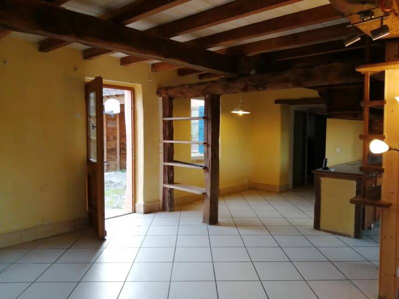 Maison à louer, 118m², SAINTE FOY DE PEYROLIERES