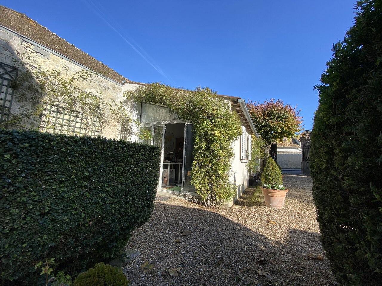 Maison à vendre, 280m², HOUDAN