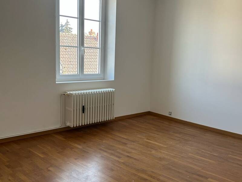 Maison à louer, 92m², LA CHAUSSEE D'IVRY